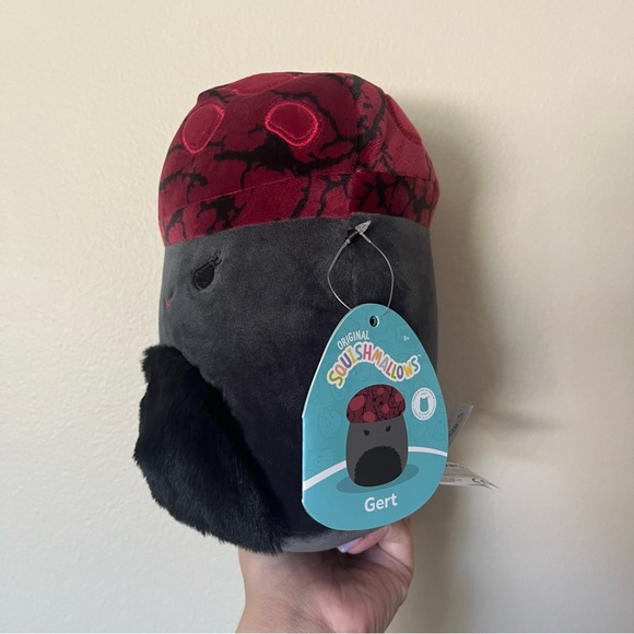 NWT 8” Gert the Mushroom Squishmallow - Picture 2 of 2